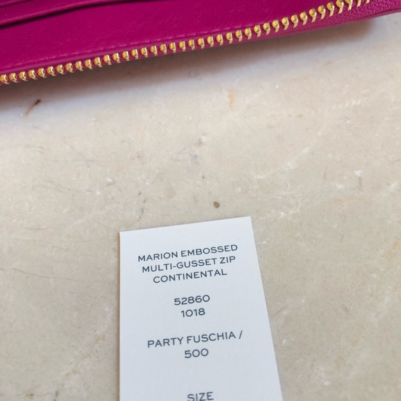 NWT Tory Burch Marion quilted zip around wallet - Picture 6 of 6